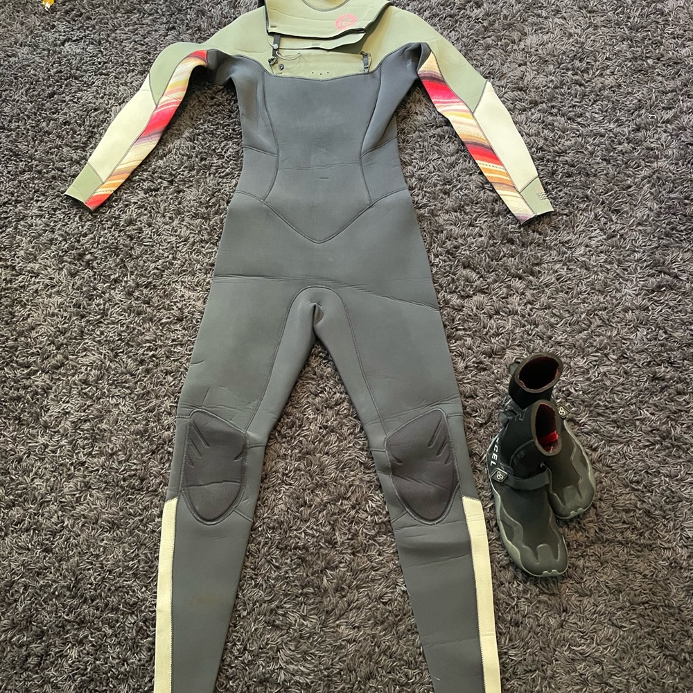 BILLABONG WETSUIT & BOOTIES